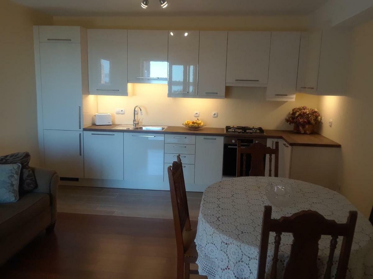 Water View Brand New Apartment, Short Stroll To Beach, Peaceful! Košljun Esterno foto