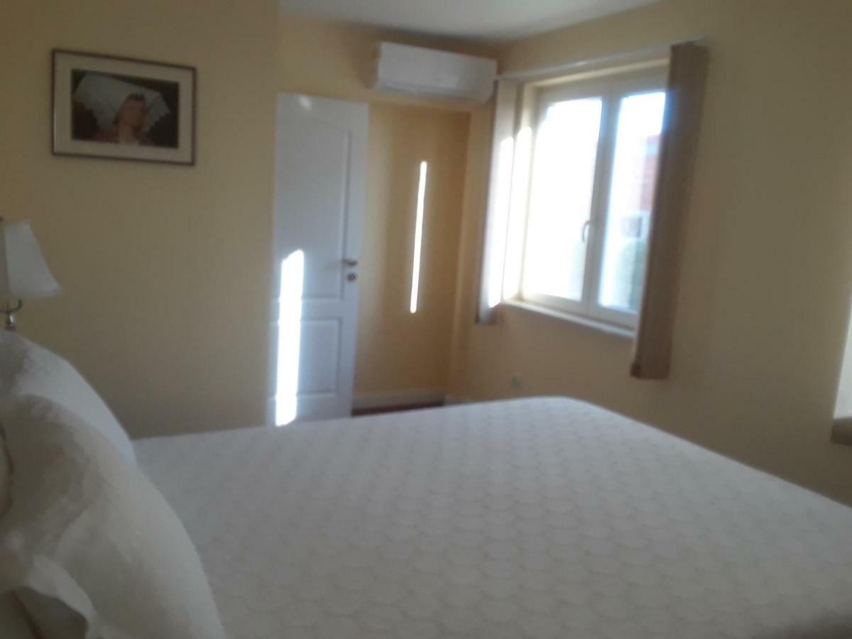 Water View Brand New Apartment, Short Stroll To Beach, Peaceful! Košljun Esterno foto